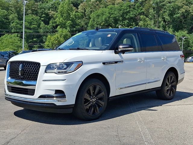 2022 Lincoln Navigator Black Label