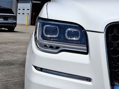 2022 Lincoln Navigator Black Label