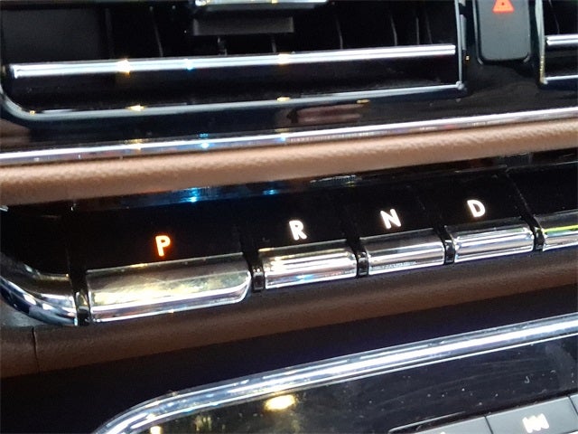 2024 Lincoln Navigator L Reserve 4x4 w/201a