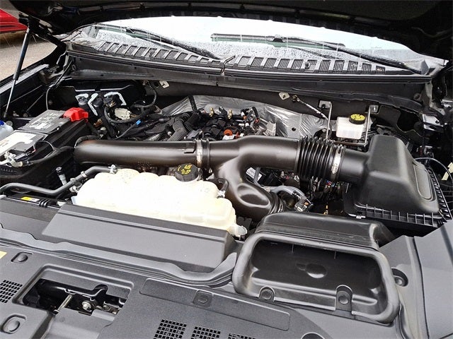 2024 Lincoln Navigator L Reserve 4x4 w/201a