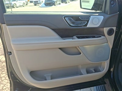 2024 Lincoln Navigator L Reserve 4x4 w/201a