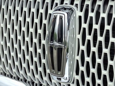 2024 Lincoln Navigator L Reserve 4x4 w/Monochromatic/Heavy Duty Tow Pkgs
