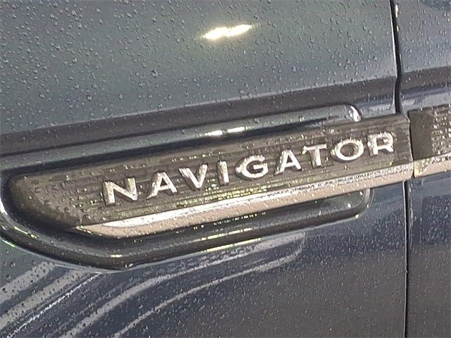 2022 Lincoln Navigator L Reserve AWD w/201a