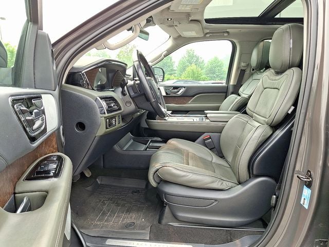 2023 Lincoln Navigator L Black Label