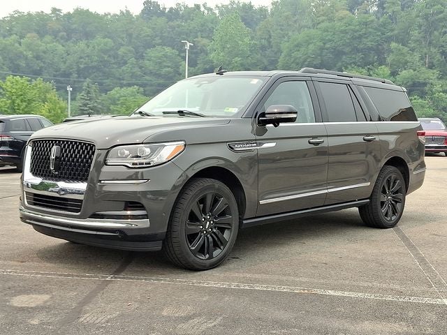2023 Lincoln Navigator L Black Label