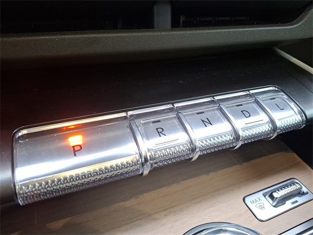 2024 Lincoln Nautilus Reserve AWD w/202a