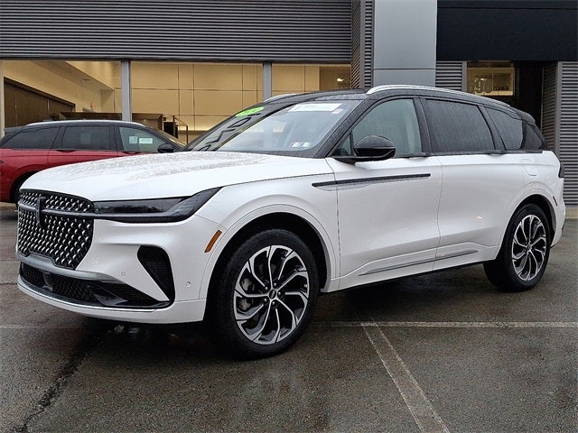 2024 Lincoln Nautilus Reserve AWD w/202a