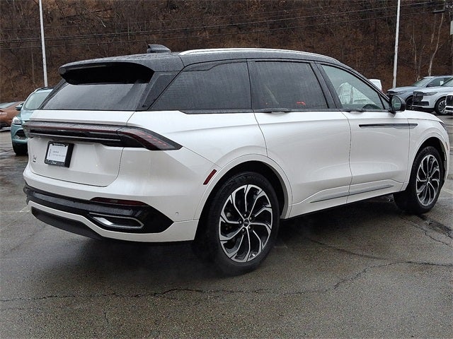 2024 Lincoln Nautilus Reserve AWD w/202a