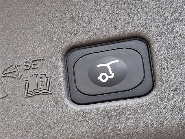 2024 Lincoln Nautilus Reserve AWD w/203a