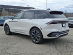 2024 Lincoln Nautilus Reserve AWD w/203a