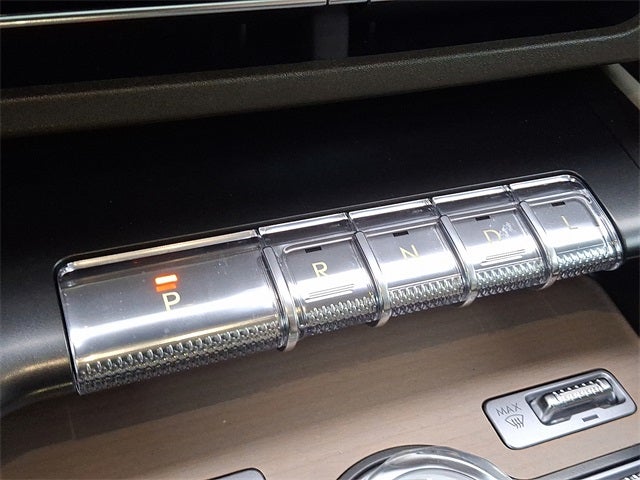 2024 Lincoln Nautilus Reserve AWD w/202a