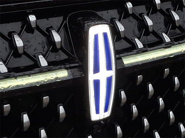 2024 Lincoln Nautilus Reserve AWD w/202a