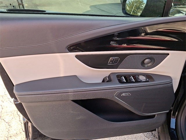 2024 Lincoln Nautilus Reserve AWD w/202a, Tow Package