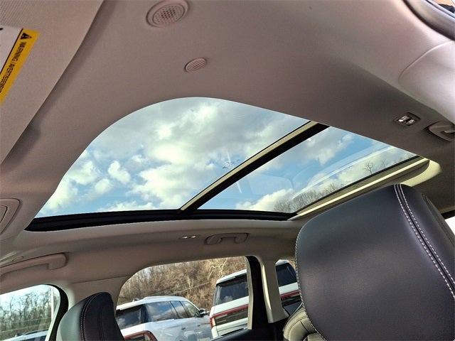 2024 Lincoln Nautilus Reserve AWD w/202a, Tow Package