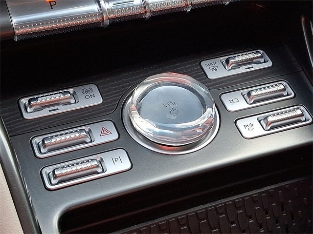 2024 Lincoln Nautilus Reserve AWD w/202a, Tow Package