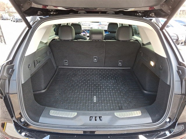 2024 Lincoln Nautilus Reserve AWD w/202a, Tow Package