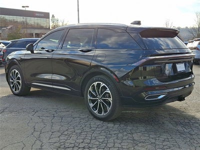 2024 Lincoln Nautilus Reserve AWD w/202a, Tow Package