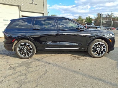 2024 Lincoln Nautilus Reserve AWD w/202a, Tow Package
