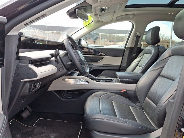 2025 Lincoln Nautilus Reserve AWD w/202a