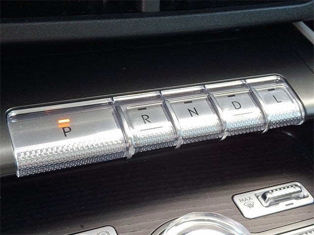 2025 Lincoln Nautilus Reserve AWD w/202a