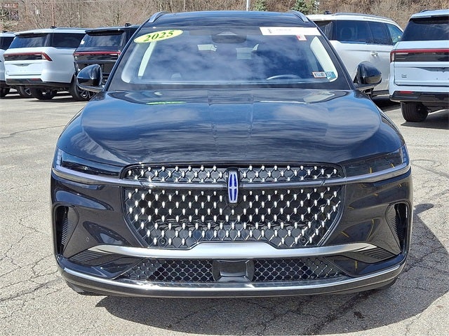 2025 Lincoln Nautilus Reserve AWD w/202a