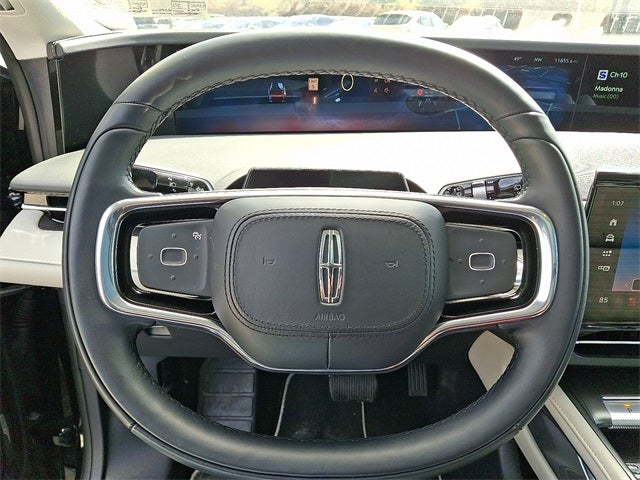 2025 Lincoln Nautilus Reserve AWD w/202a