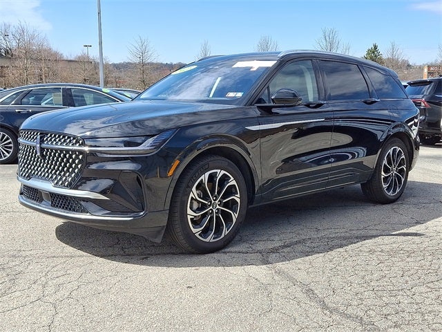 2025 Lincoln Nautilus Reserve AWD w/202a