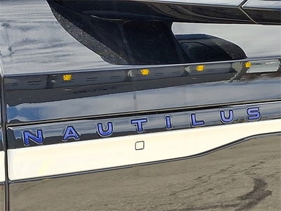 2025 Lincoln Nautilus Reserve AWD w/202a