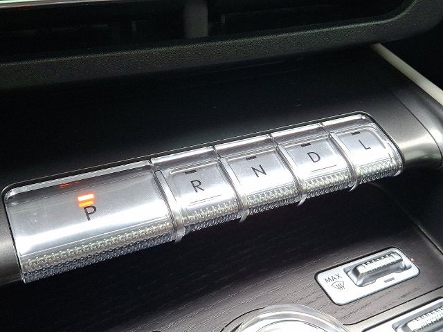 2024 Lincoln Nautilus Reserve AWD w/202a