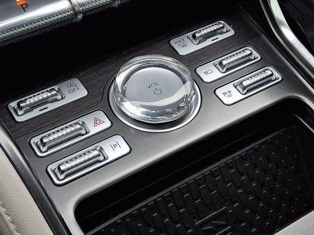 2024 Lincoln Nautilus Reserve AWD w/202a