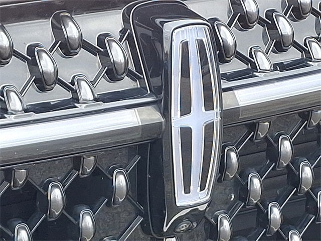 2024 Lincoln Nautilus Reserve AWD w/202a, Jet Package