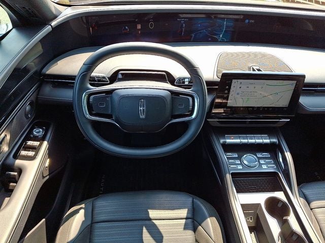 2025 Lincoln Nautilus Reserve AWD w/202a, Jet Appearance Package