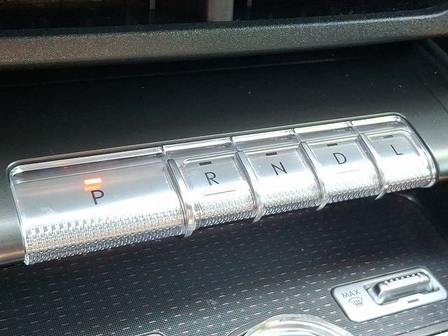 2025 Lincoln Nautilus Reserve AWD w/202a, Jet Appearance Package