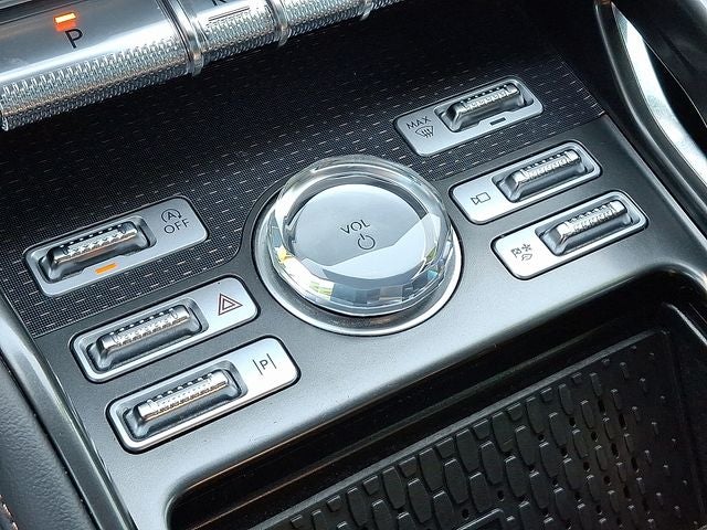 2025 Lincoln Nautilus Reserve AWD w/202a, Jet Appearance Package