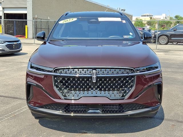 2025 Lincoln Nautilus Reserve AWD w/202a, Jet Appearance Package