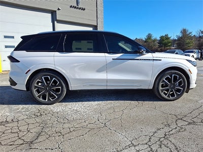 2024 Lincoln Nautilus Reserve AWD w/201a, 21in Wheels