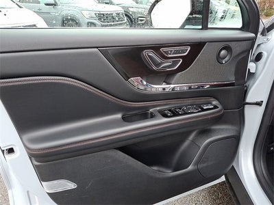 2025 Lincoln Corsair Plug-In Hybrid Grand Touring AWD w/302a