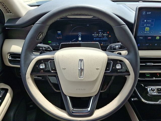 2025 Lincoln Corsair Plug-In Hybrid Grand Touring AWD w/302a, Perfect Position Seats, Tow Pkg