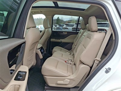 2023 Lincoln Aviator Plug-In Hybrid Grand Touring AWD w/301a