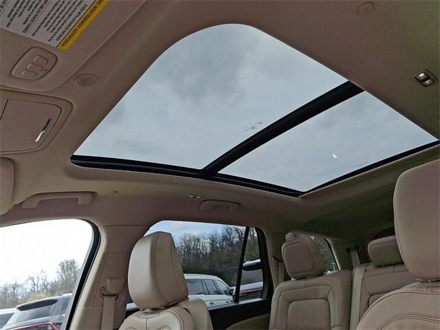2023 Lincoln Aviator Plug-In Hybrid Grand Touring AWD w/301a