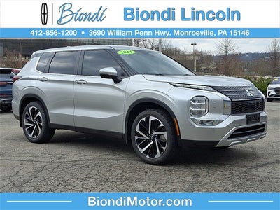 2024 Mitsubishi Outlander SE Black Edition