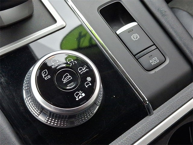 2024 Mitsubishi Outlander SE Black Edition