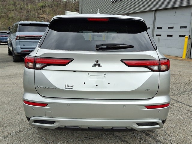 2024 Mitsubishi Outlander SE Black Edition