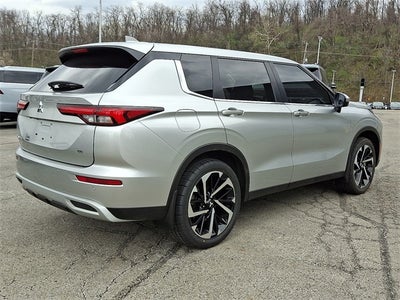 2024 Mitsubishi Outlander SE Black Edition