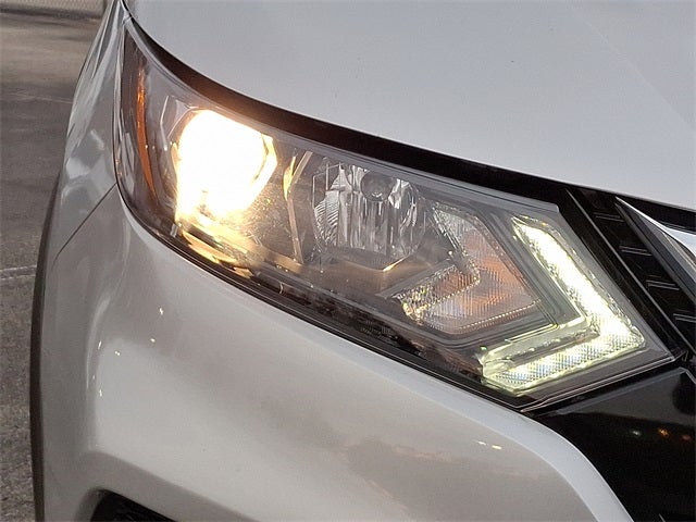 2022 Nissan Rogue Sport SV AWD