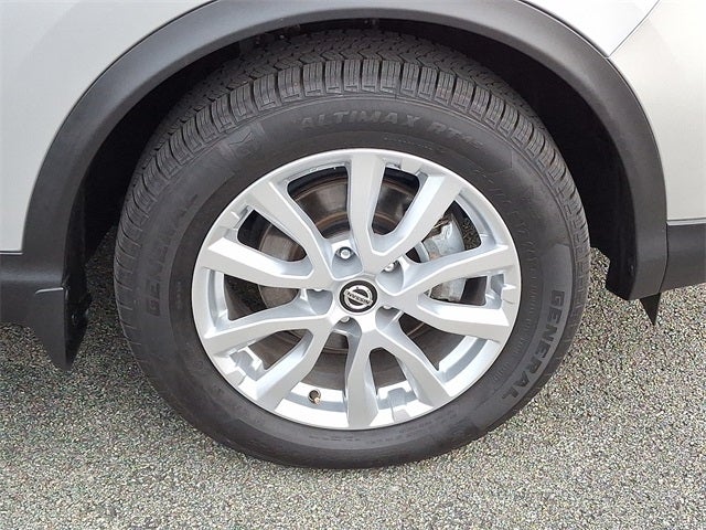 2022 Nissan Rogue Sport SV AWD