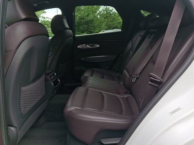 2023 Genesis GV70 2.5T