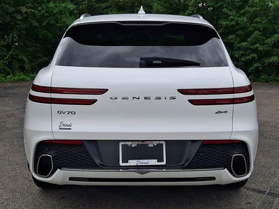 2023 Genesis GV70 2.5T