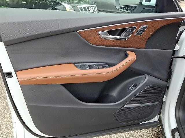 2025 Audi Q8 55 Premium Plus quattro