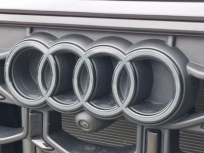 2025 Audi Q8 55 Premium Plus quattro